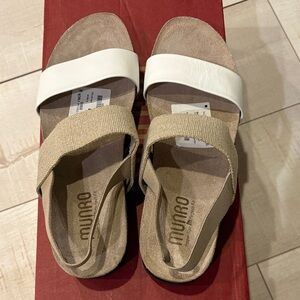 Munro Women's Munro Pisces White/Natural